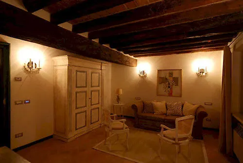 Locanda Del Re Guerriero San Pietro in Cerro 0*,